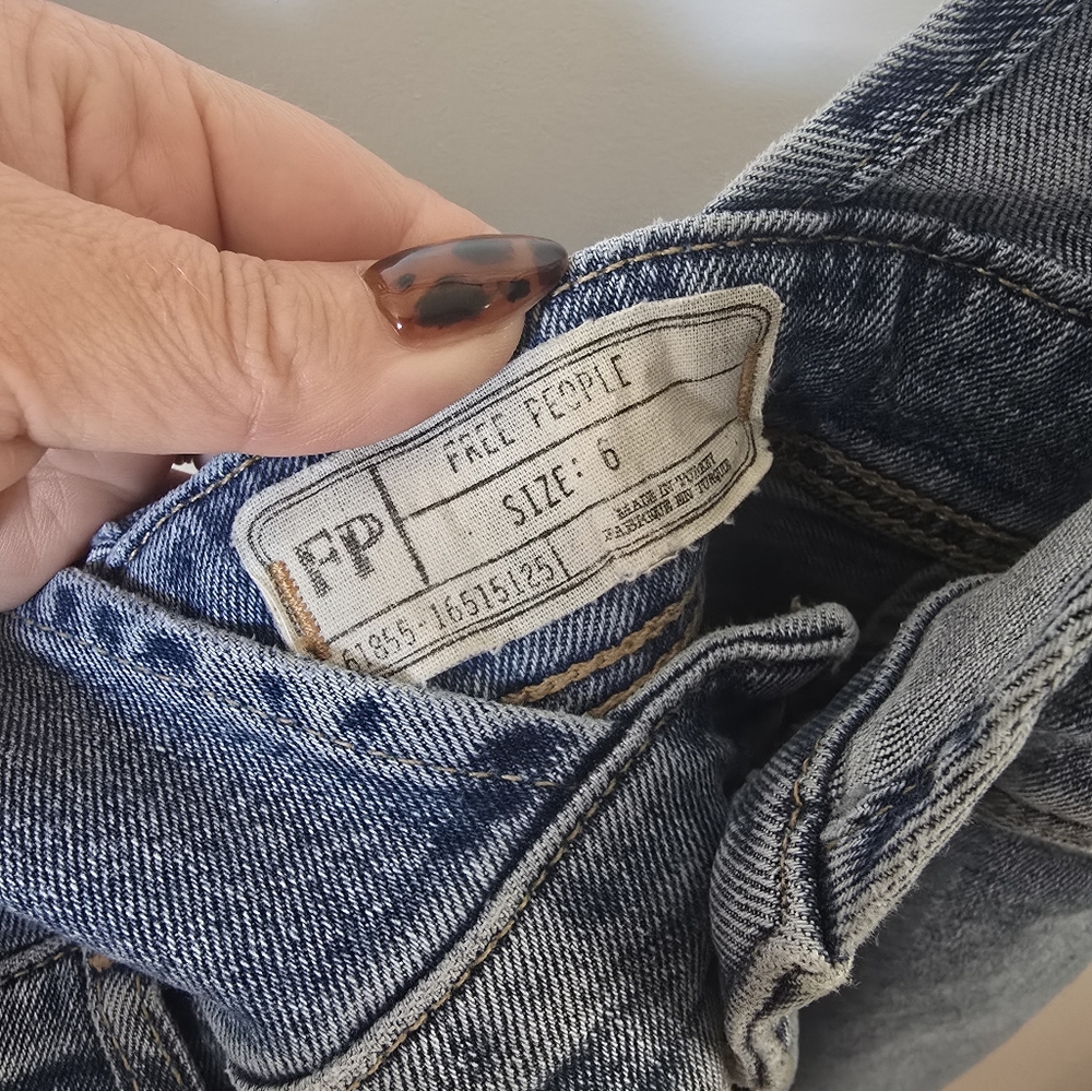 Free People A-Line Denim Overalls, Size 6 - Picture 7 of 9
